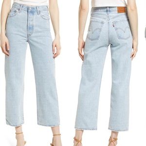 Levi’s Ribcage Straight Ankle Jean